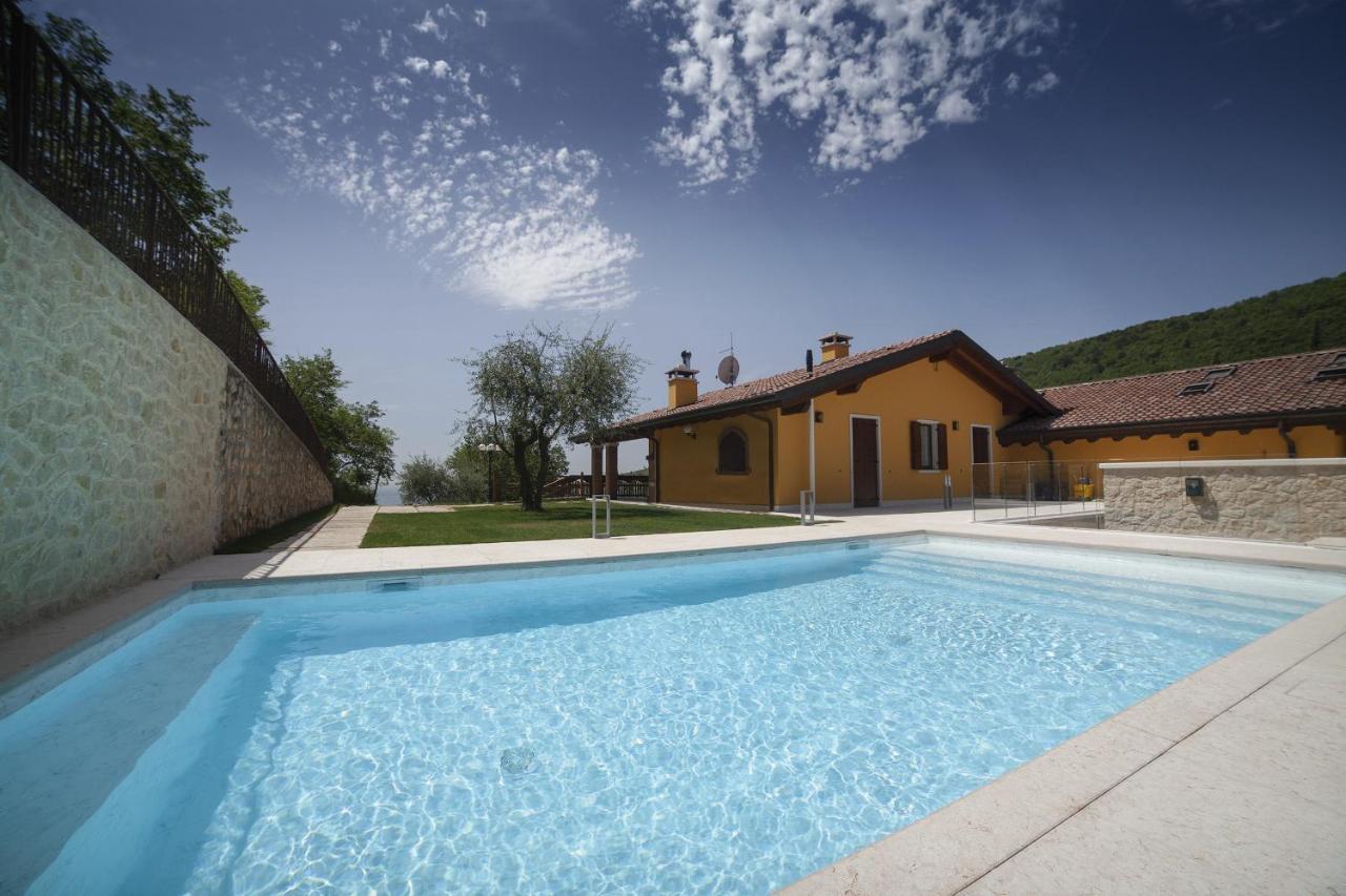 Agriturismo Acinatico Wine Relais Fumane Luaran gambar